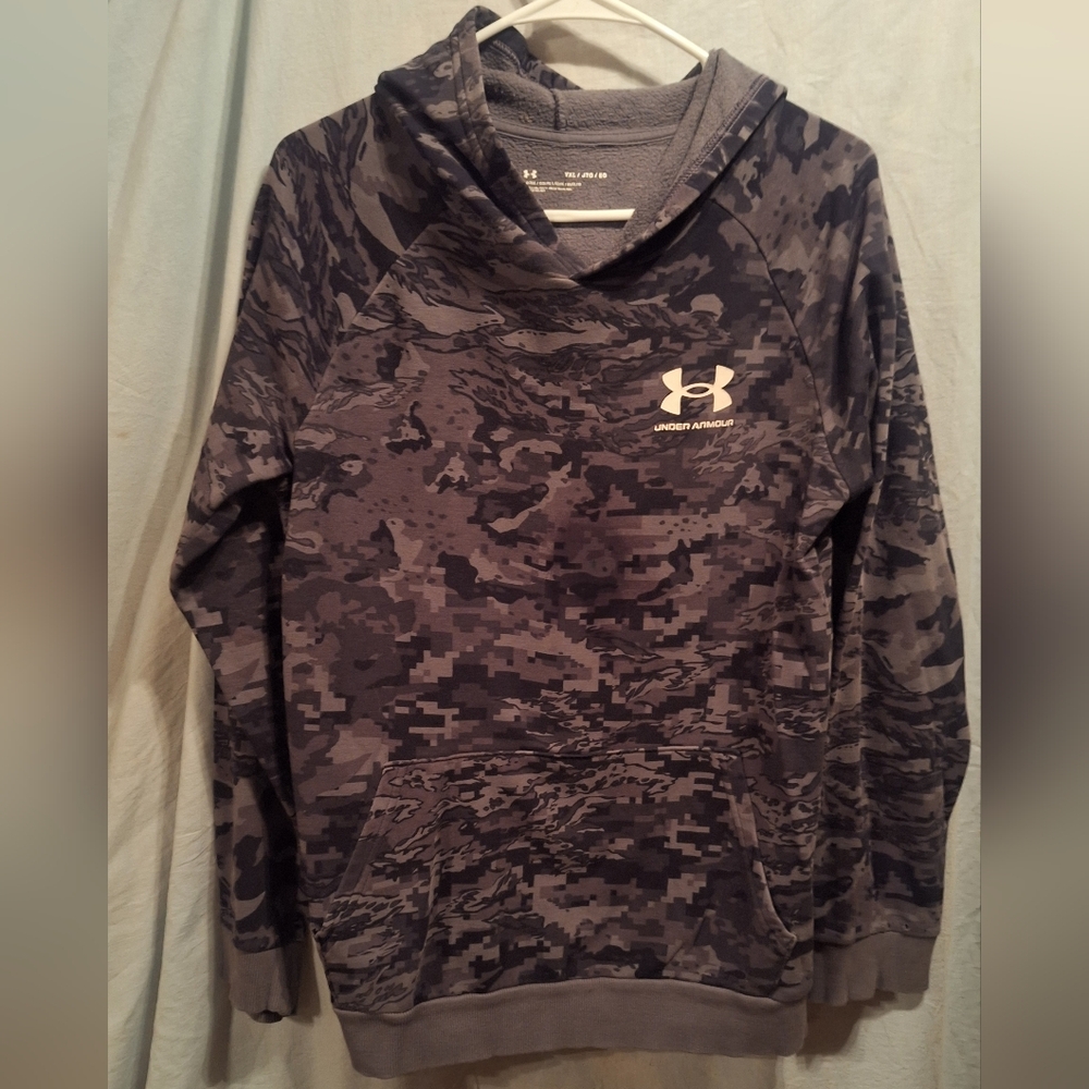 Under Armour Charcoal Fleece Pullover